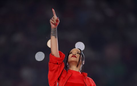 Con su presentación, Rihanna se convirtió en la 'dueña' del Super Bowl, dándole otro giro al evento deportivo.