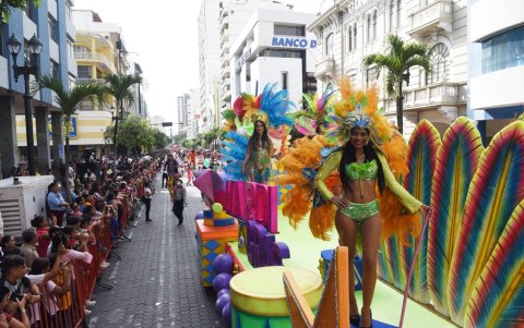El desfile por carnaval fue suspendido durante la pandemia. Recién este año se lo retoma.