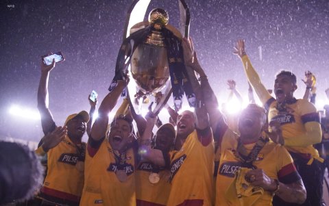 Barcelona, en 2020, fue el último club guayaquileño en levantar un título.