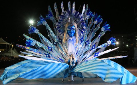 Nisa Nathu Hari interpreta a 