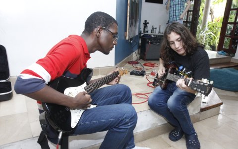 Christopher Mina y Juan Diego Navia durante uno de sus ensayos.