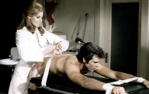 Escena de la película Myra Breckinridge.