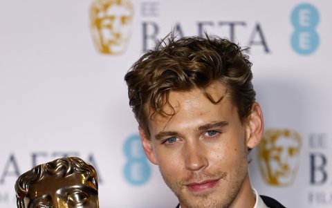 Austin Butler, ganador como Mejor Actor por 'Elvis'.