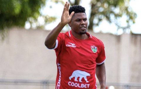 Marlon de Jesús, ingresó en el triunfo de Unión Comercio frente a Universidad Técnica Cajamarca.