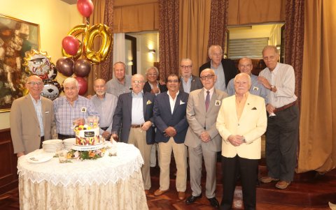 Sucre Calderón, Augusto Riofrío, Luis Plaza, Ignacio Vidal, Armando Cruz, Carlos Matamoros, Jorge Idrovo, Jorge Pino, Efraín Pérez, Antonio Andretta, Ernesto Jouvín, Enrique Baquerizo y Antonio Ginatta.