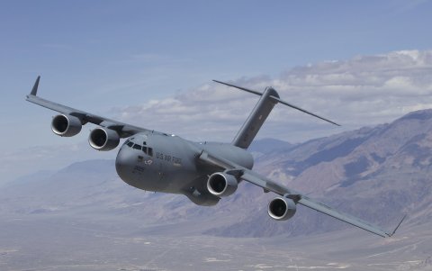 El modelo de avión que llegó a Paraguay es un C-17