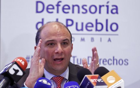 El Defensor del Pueblo en Colombia, Carlos Camargo se refiere a la situación.