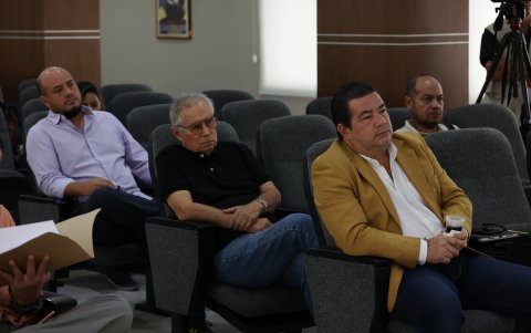 A la reunión acudieron de manera presencial varios presidentes de las federaciones ecuatorianas por deportes. El resto se unió vía telemática.