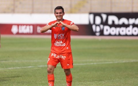 Jairo Vélez, volante de Universidad César Vallejo, estaría por nacionalizarse peruano y apunta a la selección.