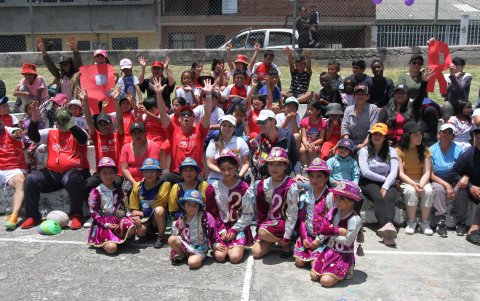 Los representantes del Principado de Mónaco compartieron con los menores.