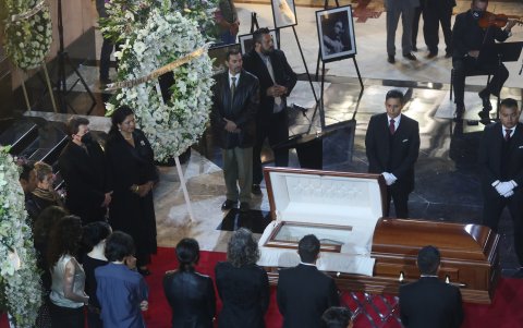 Familiares y amigos despidieron al primer actor.