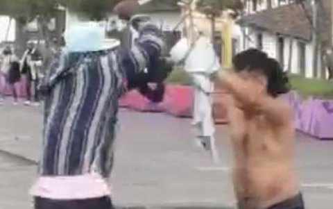 El agresor sacó un cuchillo y se fue en contra de un colombiano de 26 años