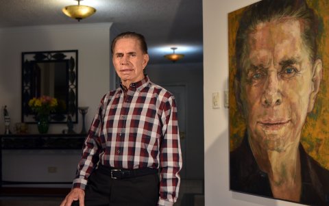 El comunicador no descarta, si se da el caso, retomar la actuacion, una de las facetas que reveló tener cuando empezó en la televisión en 1967.