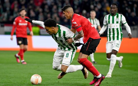 Piero Hincapié alcanzó los 50 partidos con el Bayer Leverkusen. El defensa tricolor llegó a Alemania procedente del Taller de Córdoba de Argentina en 2021.