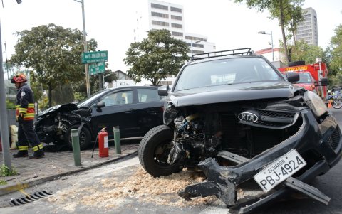 Heridos. Los bomberos indicaron que no hubo pérdidas humanas