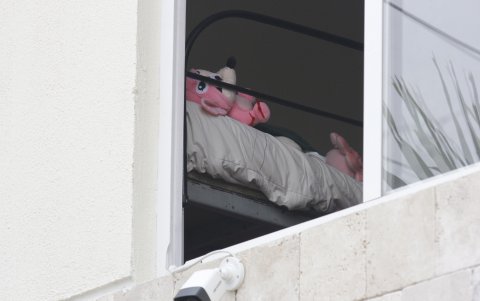 Tragedia. Ahora la casa se encuentra vacía, como la dejaron la madrugada y con una cinta de peligro en la entrada de la residencia.