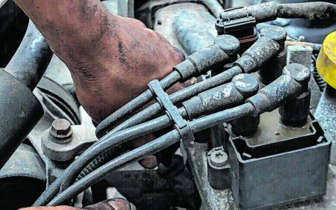 El mantenimiento del sistema eléctrico y cambio de bujías es cada 15.000 km.