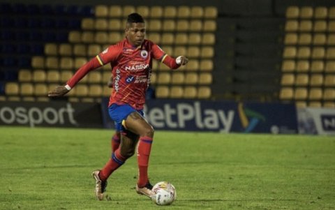 El Deportivo Pasto de los ecuatorianos Billy Arce (foto) y Joffre Escobar cayó derrotado ante Millonarios.