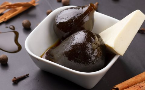 Este exquisito manjar se puede acompañar con pan y queso