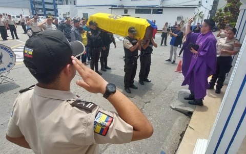 El cuerpo de Silva fue llevado a su natal Portoviejo, donde será sepultado este miércoles 29 de marzo.