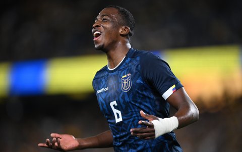 William Pacho durante su festejo de gol en su debut con la Tricolor del pasado martes 28 de marzo frente a Australia.