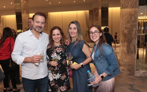 Juan Hoyos, Claudia Arbeláez, Caro Suárez y María Camila Murcia.