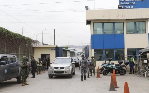 Los R7 y Los Lobos se enfrentaron en la cárcel de La Roca a inicios de abril de 2023.