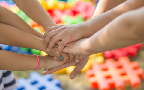 Líbrate de prejuicios y no te dejes llevar por el miedo.