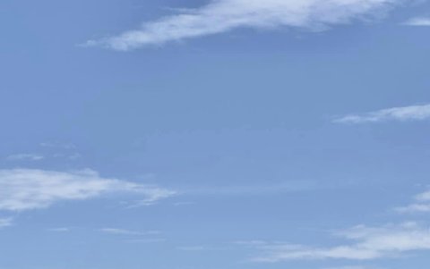 Turistas disfrutan del primer día del feriado, en Atacames.