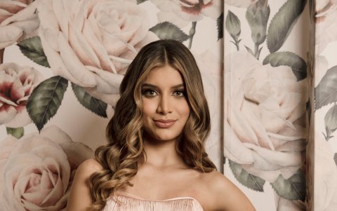 Se parece a su progenitora.