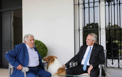 Pepe Mujica y Alberto Fernández en una reunión en la residencia de Olivos, en Buenos Aires.