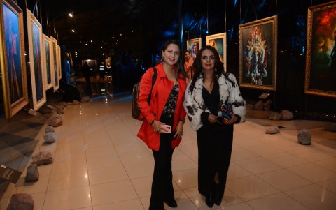 Johanna Herrera e Isabella Ullauri.