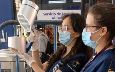 Análisis. Entre septiembre y diciembre del año pasado, investigadores de tres universidades tomaron muestras en estaciones y paradas.