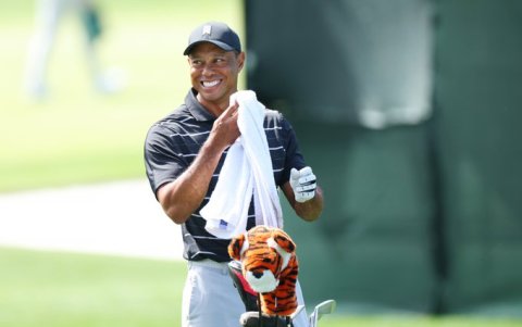 Tiger Woods también estuvo en Augusta y aunque no ganó es el rey en ganancias con $ 120 millones.
