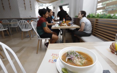 El encebollado es un plato típico de Guayaquil