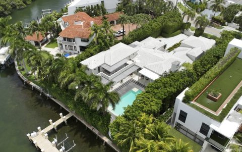 Foto de la mansión en la que Shakira viviría en Miami.