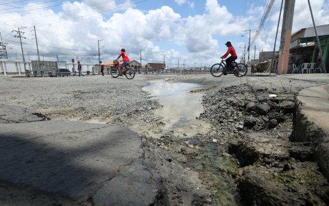 En anteriores ediciones, EXPRESO publicó otros sectores como al ingreso de Villa Bonita y Mi Lote, afectados también por baches.