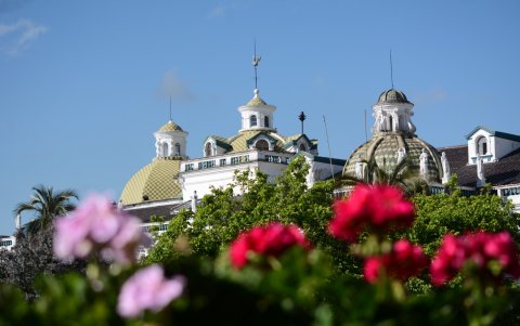 Guía. Existen recorridos guiados a través de las iglesias emblemáticas de Quito. También se puede conocer la historia por medio de los museos