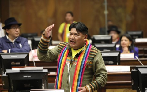 Macías también tenía a su cargo el caso de presunta violación del asambleísta Peter Calo.