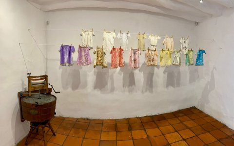 Una de las exposiciones en el museo cuencano que exhibe lo que fue la vida dentro de este monasterio.