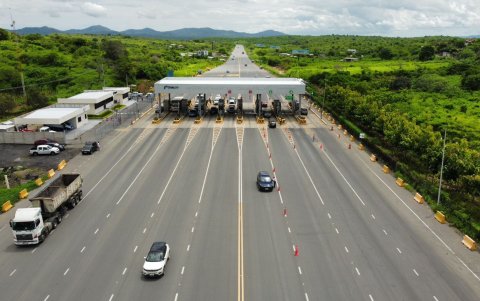 Hubo poco flujo de tránsito en el peaje de Olmedo, en Guayas.
