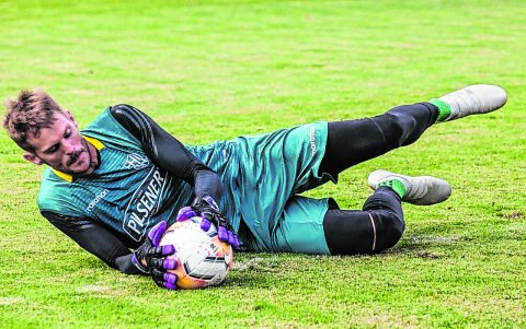 El arquero Javier Burrai hizo un llamado a la hinchada para que asista al Monumental.