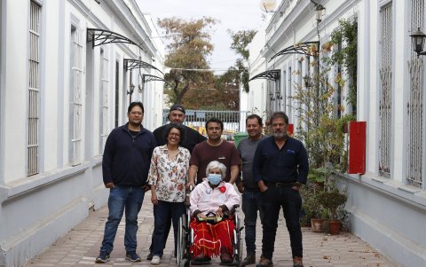 El grupo de vecinos se han organizado por su cuenta, porque sienten que se ha disparado la violencia como nunca antes en su barrio y en otras zonas del país.