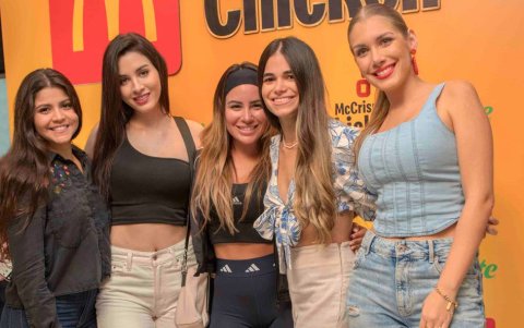 Daniela Real, Renata Salem, Bianca Fariña, Paula Macías y Emiliana Valdez.