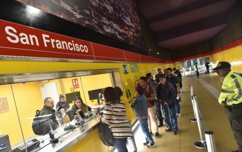 Capacidad. En las boleterías no hubo suficiente personal.