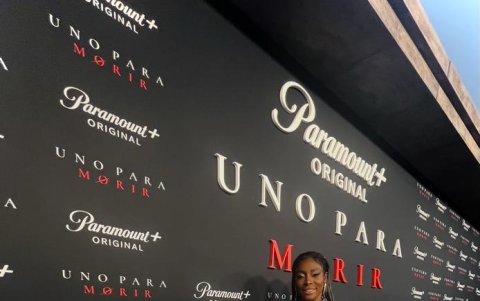 Luce un traje de María del Mar Proaño.