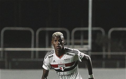 Arboleda es titular indiscutible en el Tricolor que dirige Dorival Júnior.