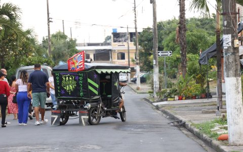 El ingreso de las tricimotos a la ciudadela es otro de los problemas que afrontan los vecinos de la Huancavilca Norte, ya que eso acentúa la inseguridad.