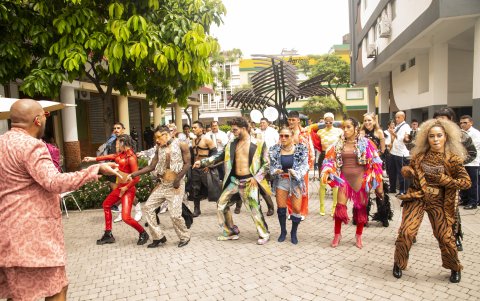 Tutti Frutti en un ensayo improvisado.