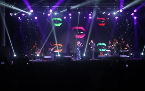 Los argentinos hicieron un recorrido por su repertorio, en el que incluyeron varios de sus temas más icónicos.